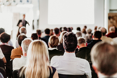 Publikum im Hörsaal
