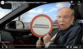 Screenshot eines Videos mit Gernot Hassknecht