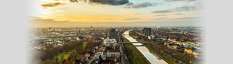 Panorama von Mannheim in abendlicher Stimmung
